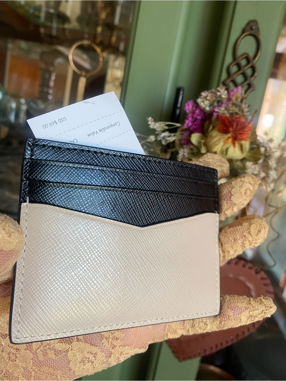 kate spade Two-Tone Black and Beige Card Slot Holder - Picture 5 of 6